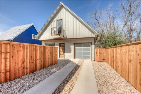 $575,000 | 902 A Calle Limon, Unit B, Austin, TX 78702