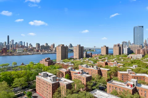 $1,995,000 | 573 Grand Street, Unit D1707/1801 | Lower East Side