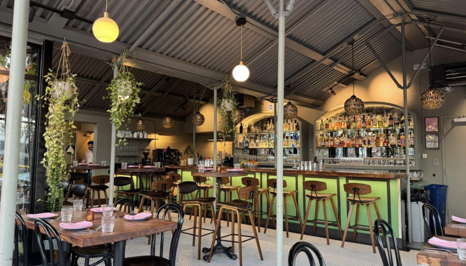 2298 Market Street San Francisco, CA 94114 - Photo 14 of 14 a view of a chairs and table in a patio