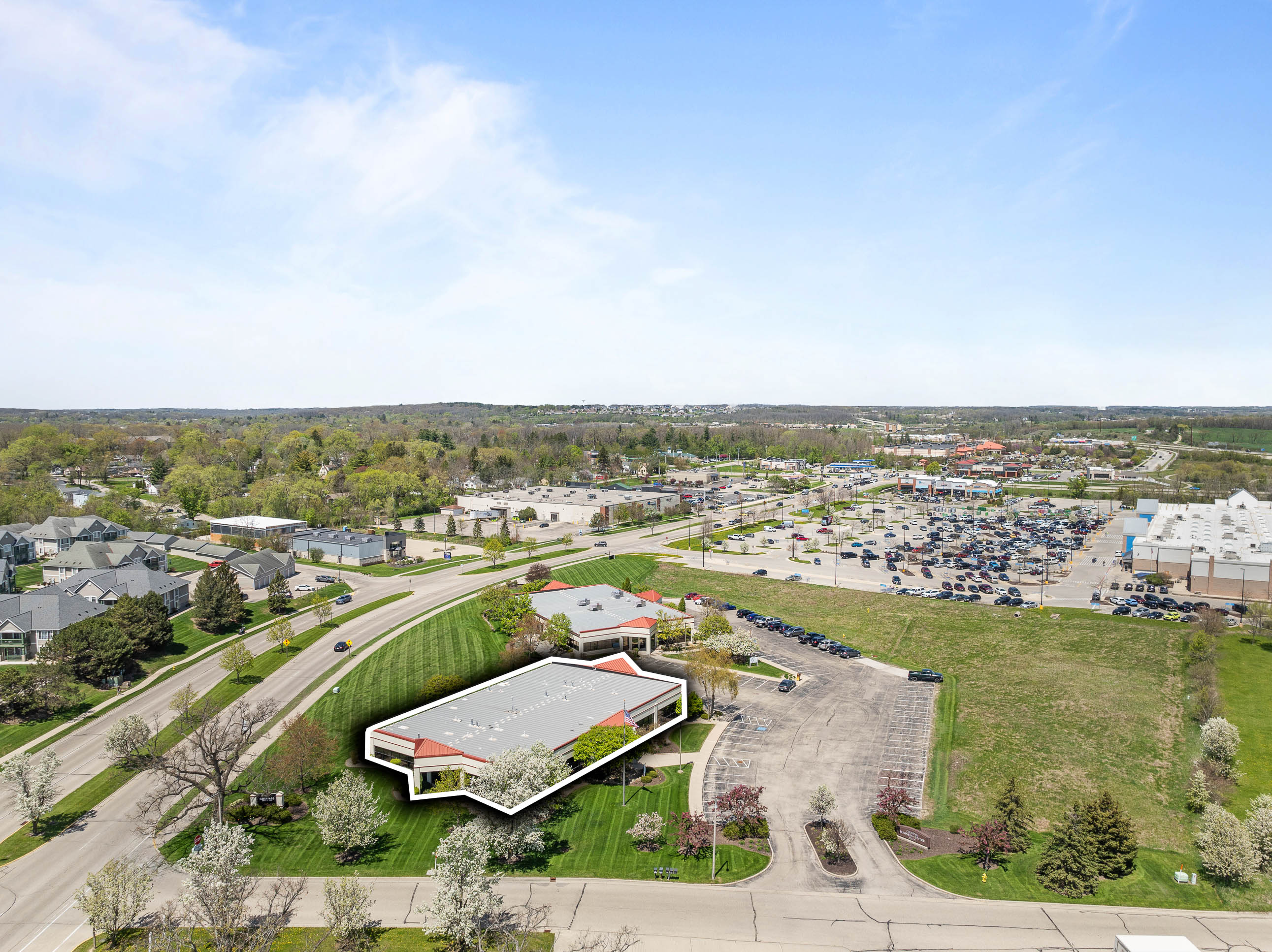751 Geneva Parkway North, Unit SUITES 1 Lake Geneva, WI 53147 - Photo 37 of 40 Gallery Image 37