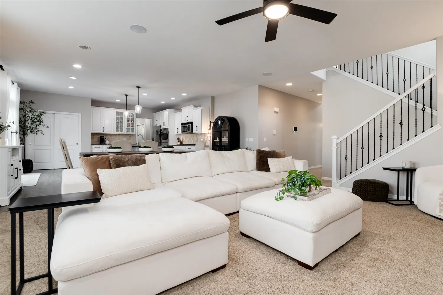 $819,000 | 6236 South Millbrook Way, Aurora, CO 80016