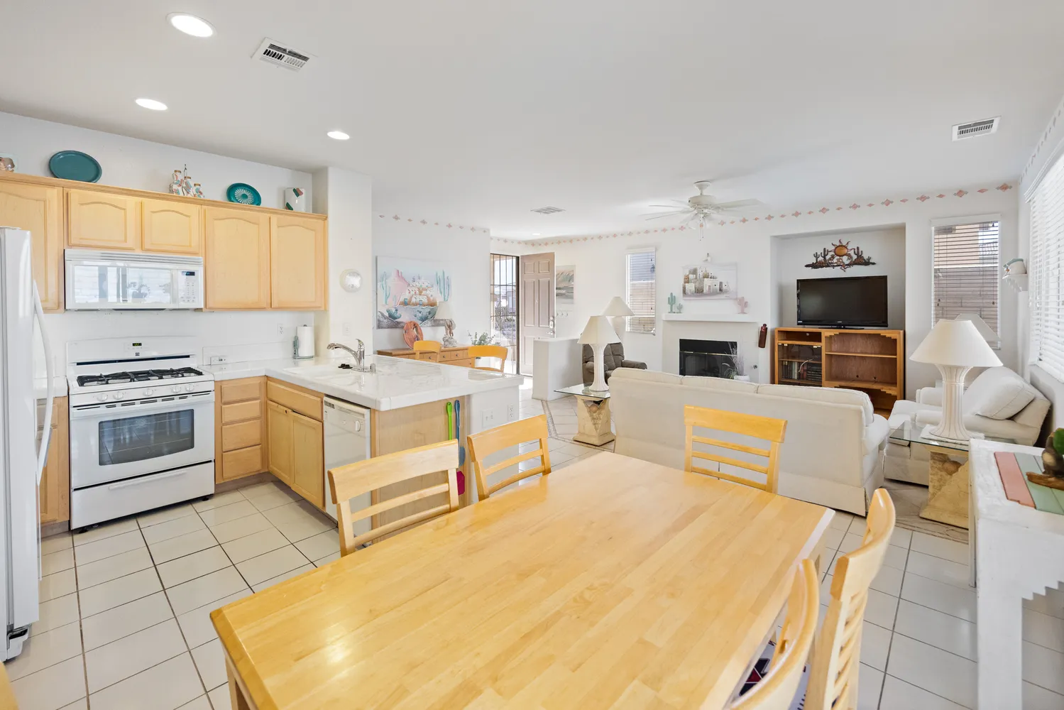 $269,000 | Acoma Avenue, Desert Hot Springs, CA 92240