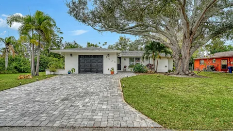 $585,000 | 1523 84th Street Northwest, Bradenton, FL 34209