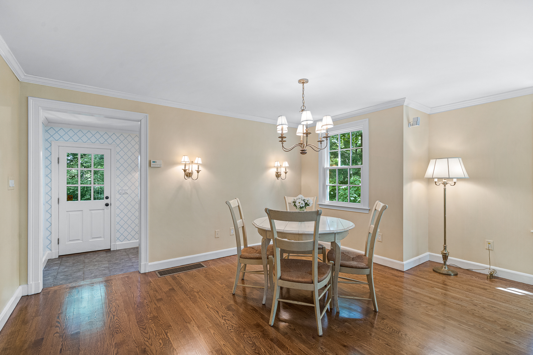 10 Lincoln Circle Wellesley, MA 02481 - Photo 24 of 61