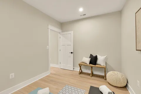 Contact Agent | Longview Drive, Alexandria, VA 22314