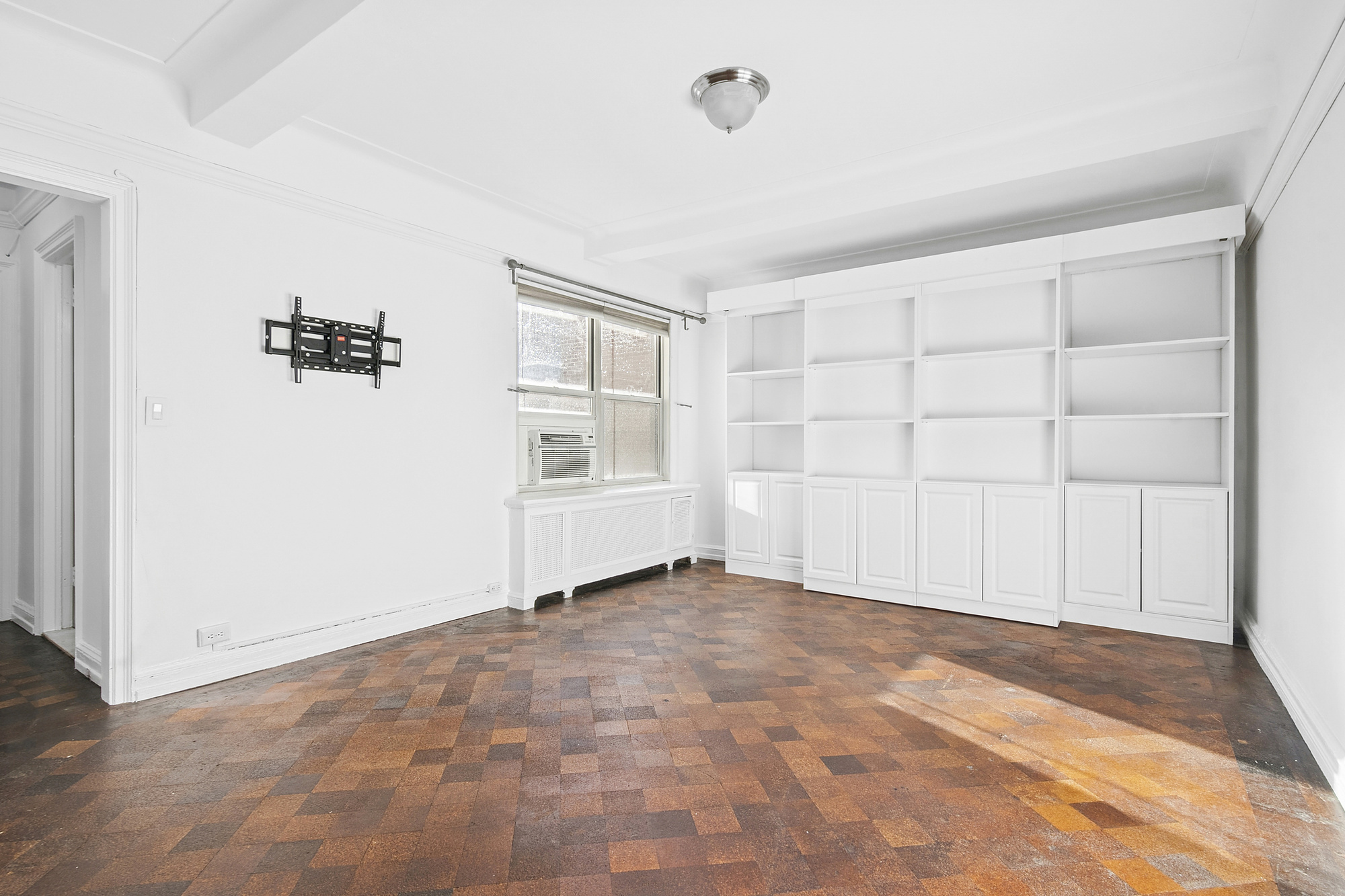 70 Remsen Street, Unit 9D Brooklyn, NY 11201 - Photo 6 of 10