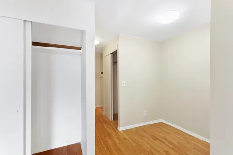 $3,300 | 325 West 51st Street, Unit 5C | Hell's Kitchen