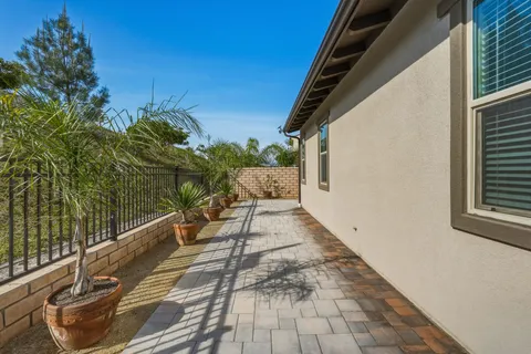 $1,100,000 | 5024 Rexton Drive, Camarillo, CA 93012