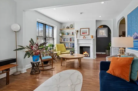 $1,100,000 | 4 Davenport Avenue, Westport, CT 06880