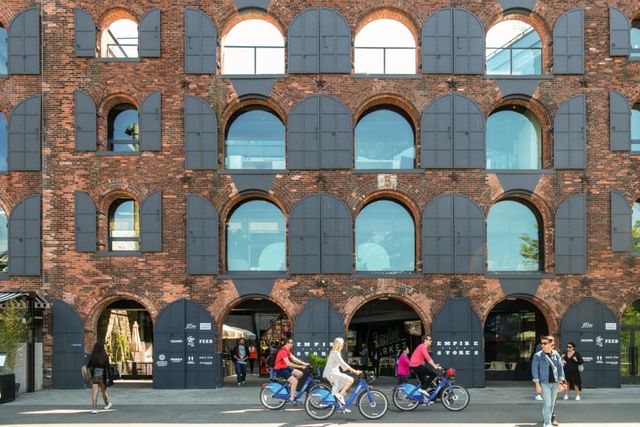 $1,350,000 | 50 Bridge Street, Unit 412 | DUMBO