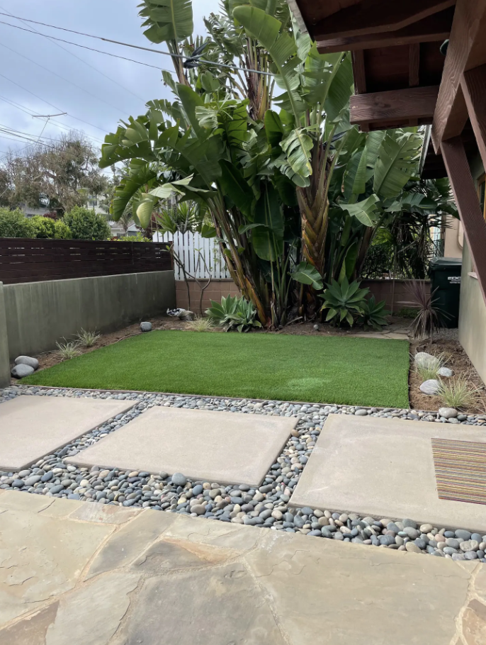 487 Neptune Avenue Encinitas, CA 92024 - Photo 2 of 17