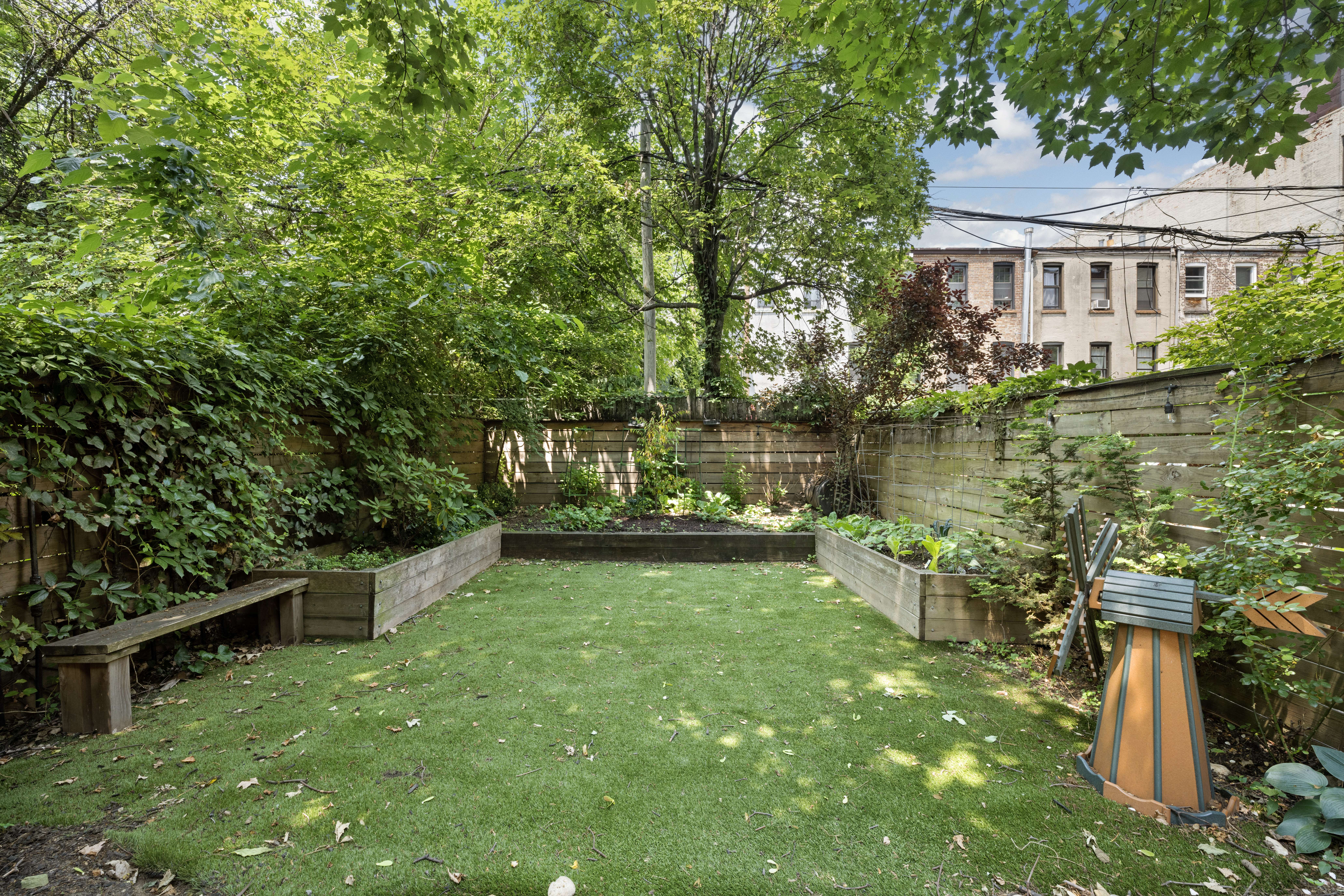 341 Bainbridge Street Brooklyn, NY 11233 - Photo 13 of 16 Gallery Image 13