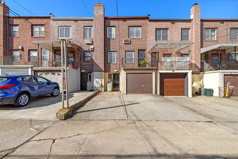 $850,000 | 77-09 82nd Street | Glendale