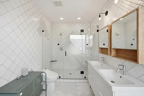 $1,775,000 | 1925 North Wayne Street, Arlington, VA 22201