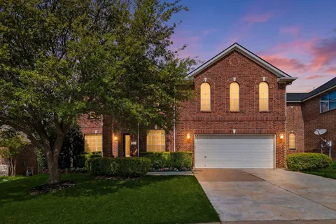 $395,000 | 1121 Linden Drive, Burleson, TX 76028