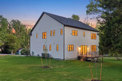 Contact Agent | 3022 Castle Road, Falls Church, VA 22044