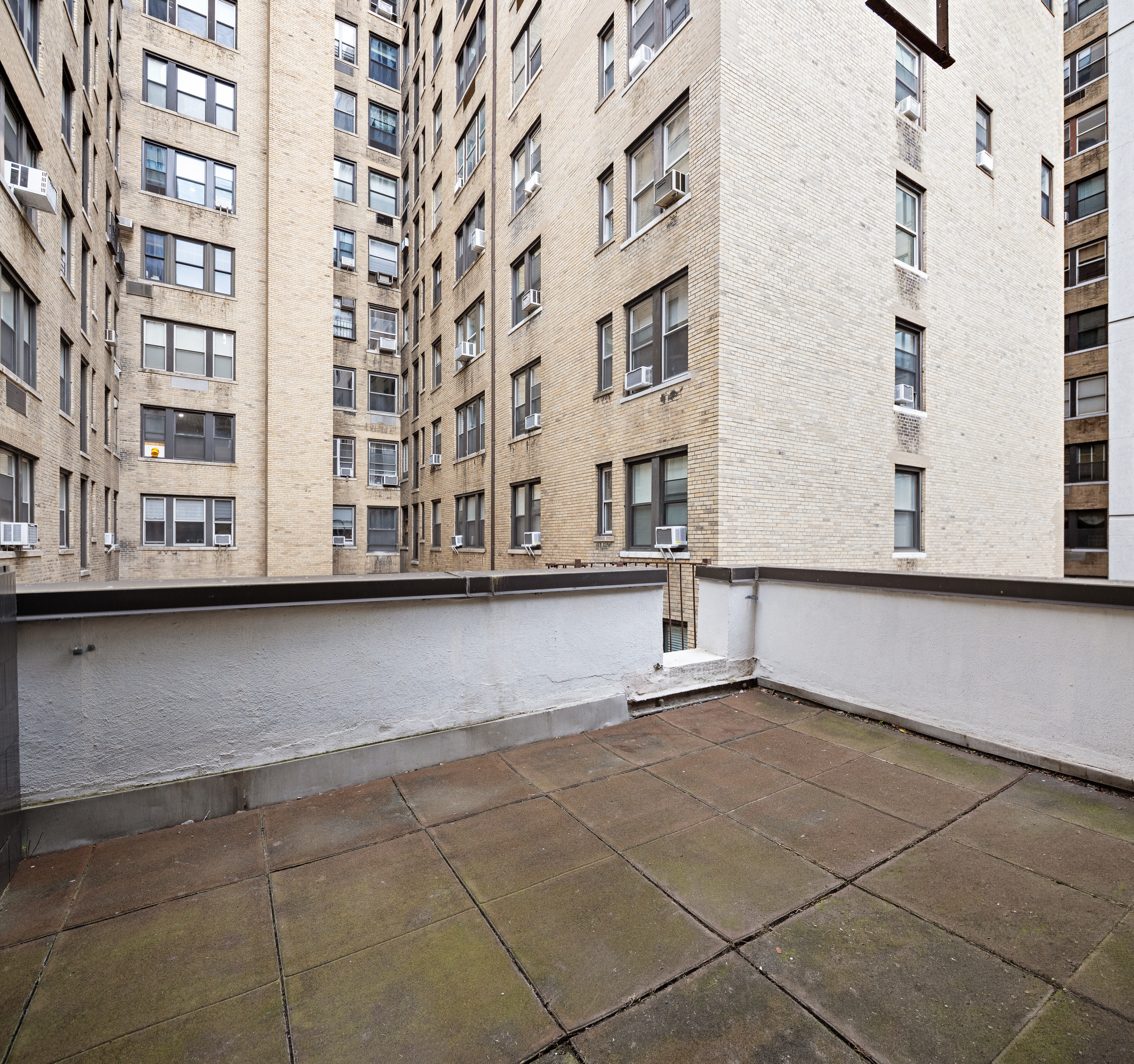 257 West 93rd Street, Unit 3C Manhattan, NY 10025 - Photo 17 of 20 a view of a building