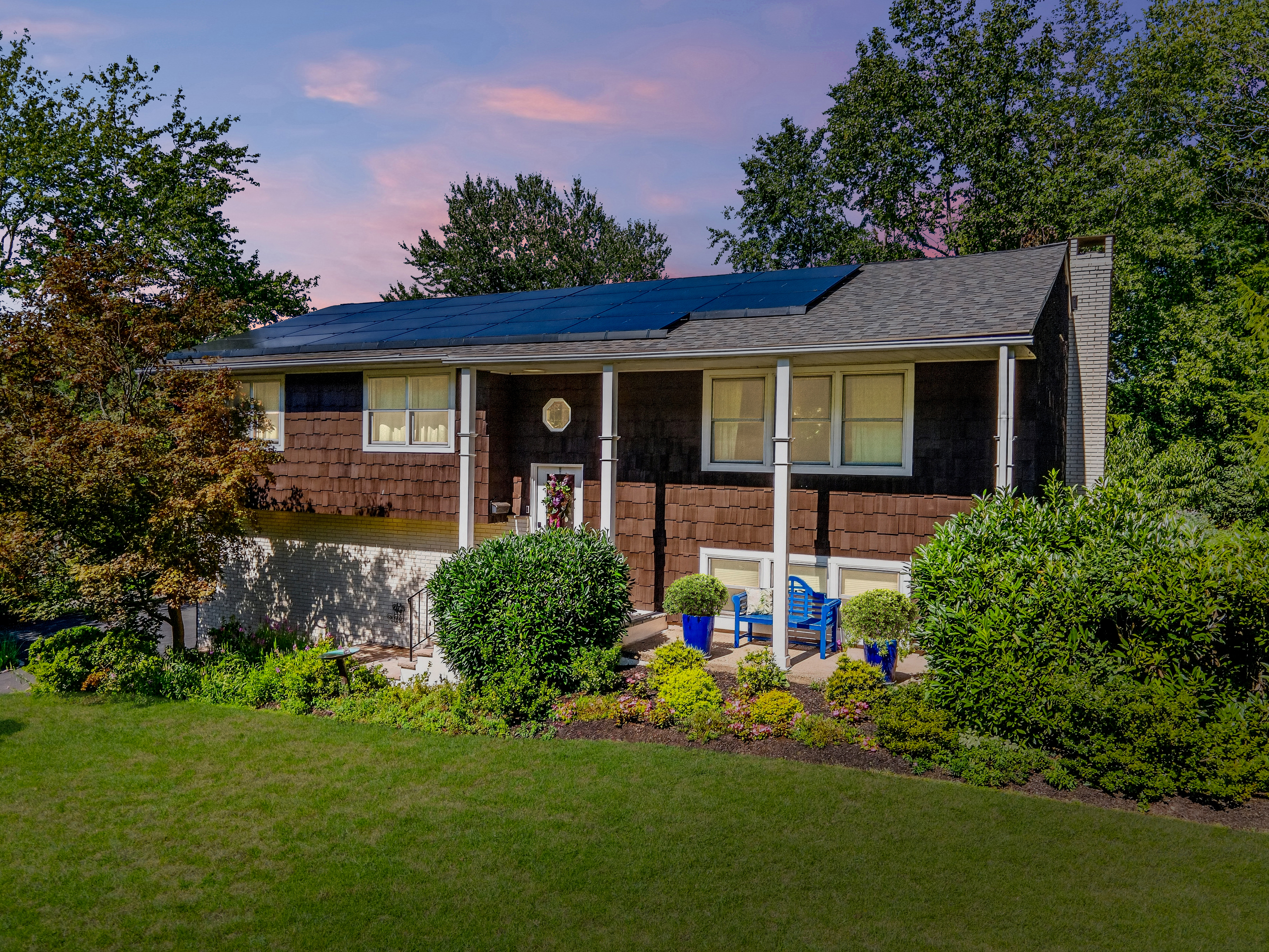1137 Saddlebrook Road Mountainside, NJ 07092 - Photo 1 of 10 Gallery Image 1
