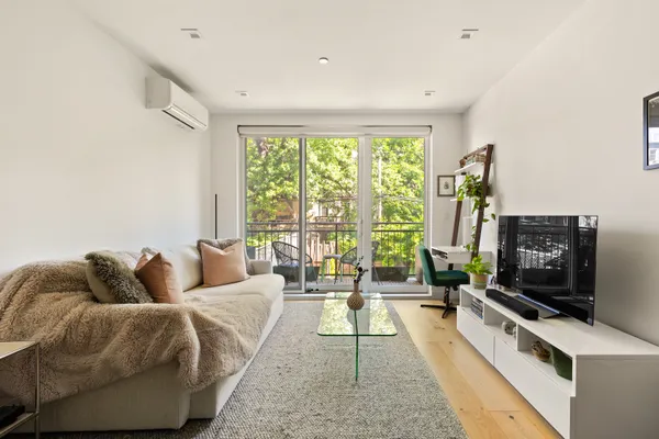 $3,750 | 197 Quincy Street, Unit 2B | Bedford-Stuyvesant