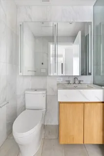 $1,195,000 | 300 West 30th Street, Unit 7F | Chelsea