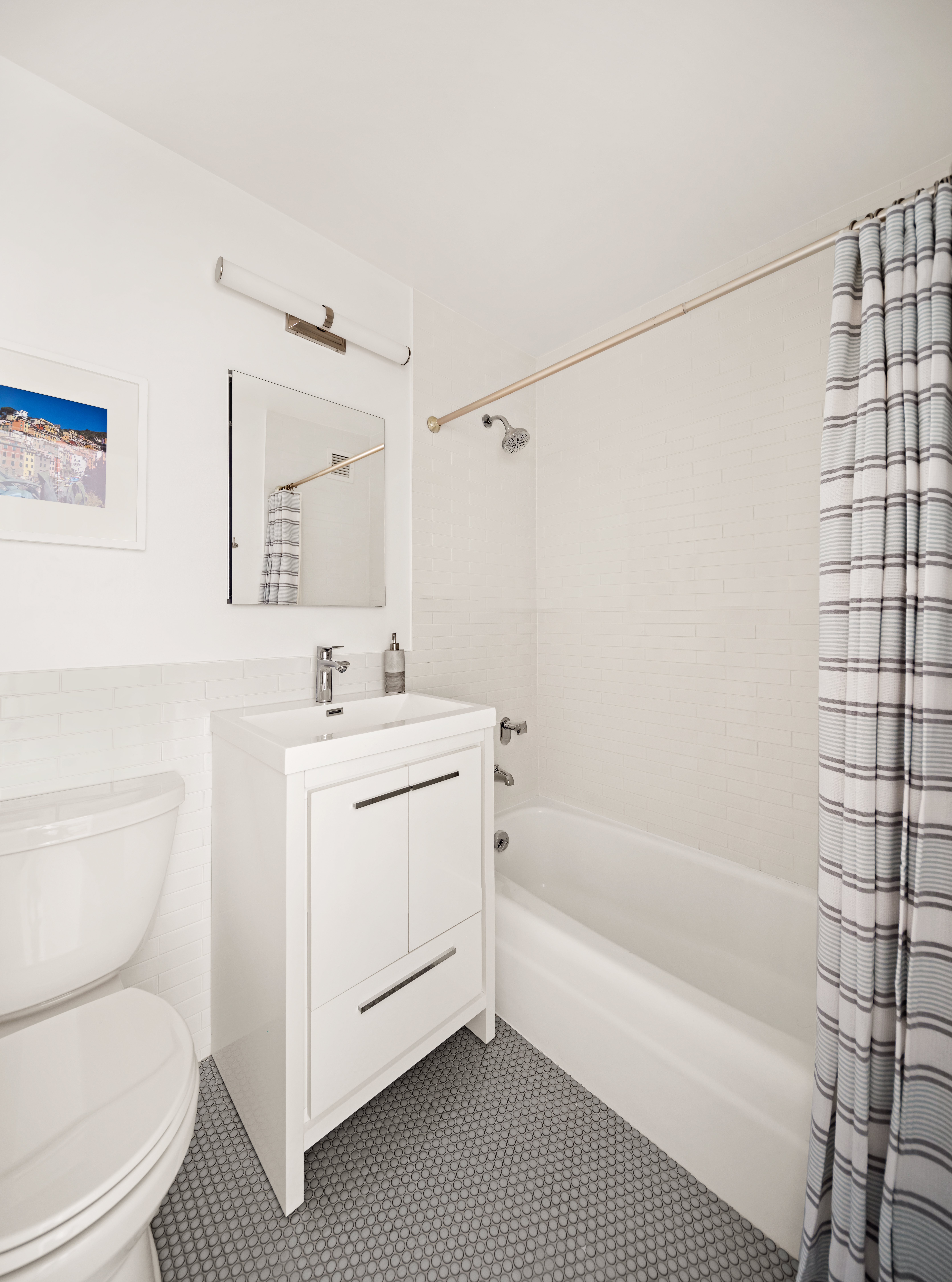 357 West 11th Street, Unit 1A Manhattan, NY 10014 - Photo 8 of 14