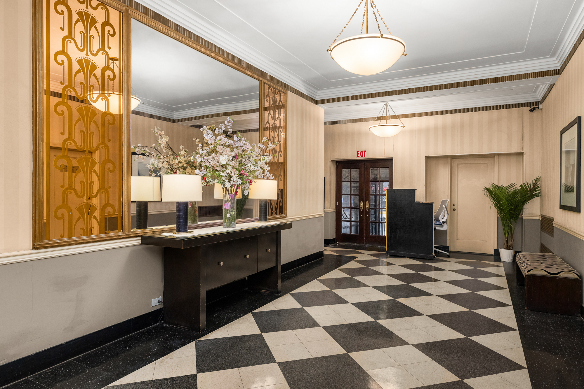 205 West 54th Street, Unit 5D Manhattan, NY 10019 - Photo 8 of 9