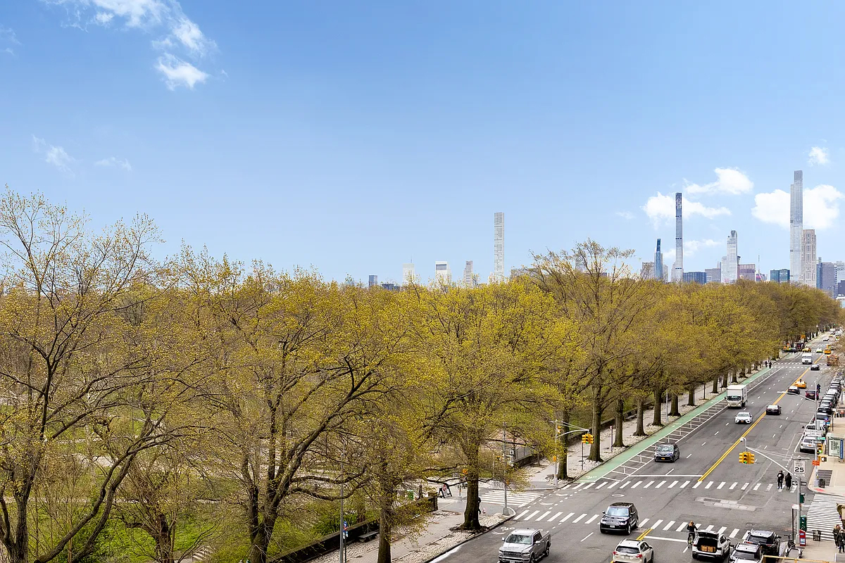 415 Central Park West, Unit 6A Manhattan, NY 10025 - Photo 24 of 25 a view of a city
