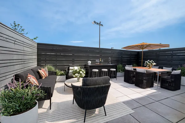 $1,398,000 | 24-22 Jackson Avenue, Unit 311 | Long Island City