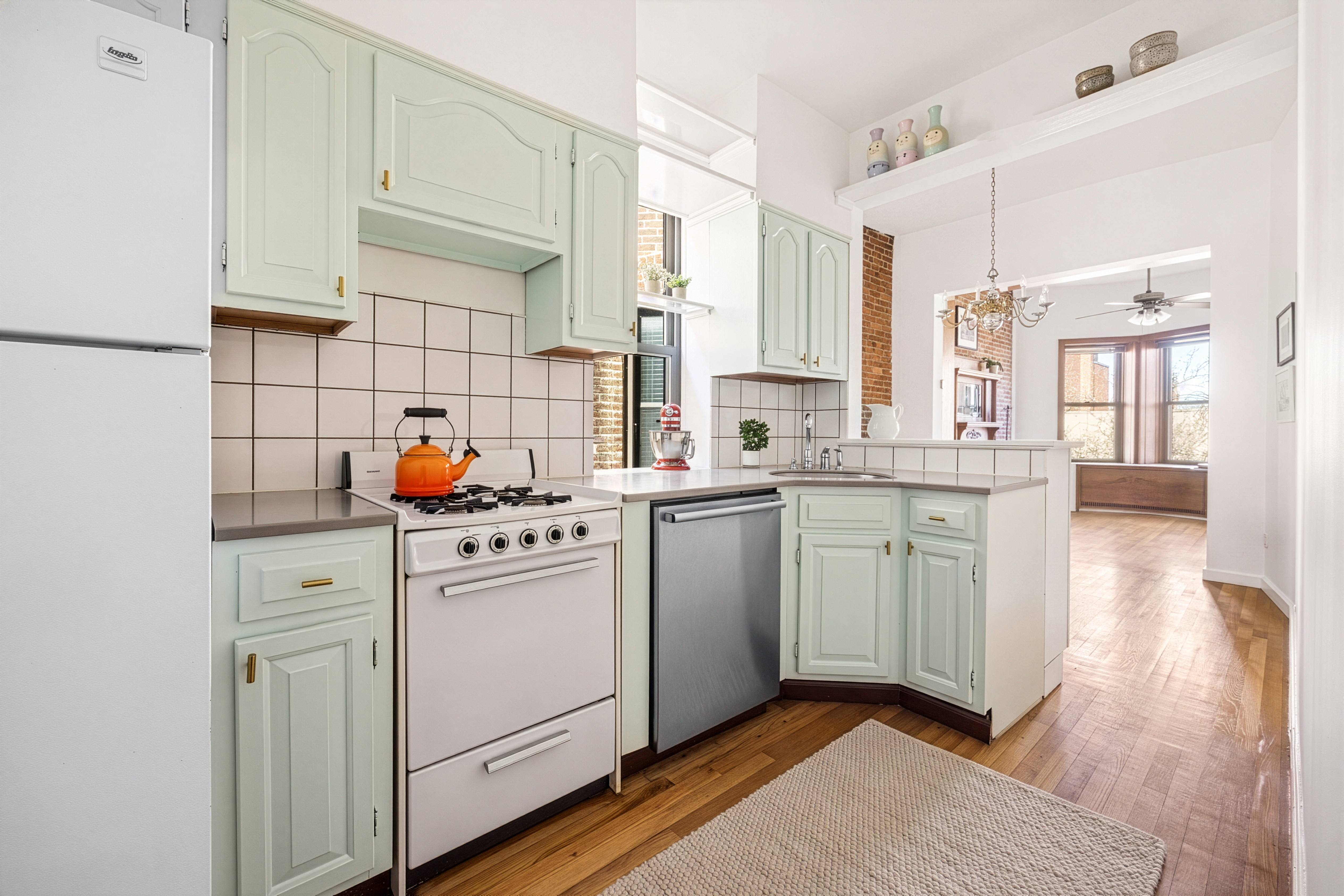 798 President Street, Unit 4R Brooklyn, NY 11215 - Photo 5 of 10