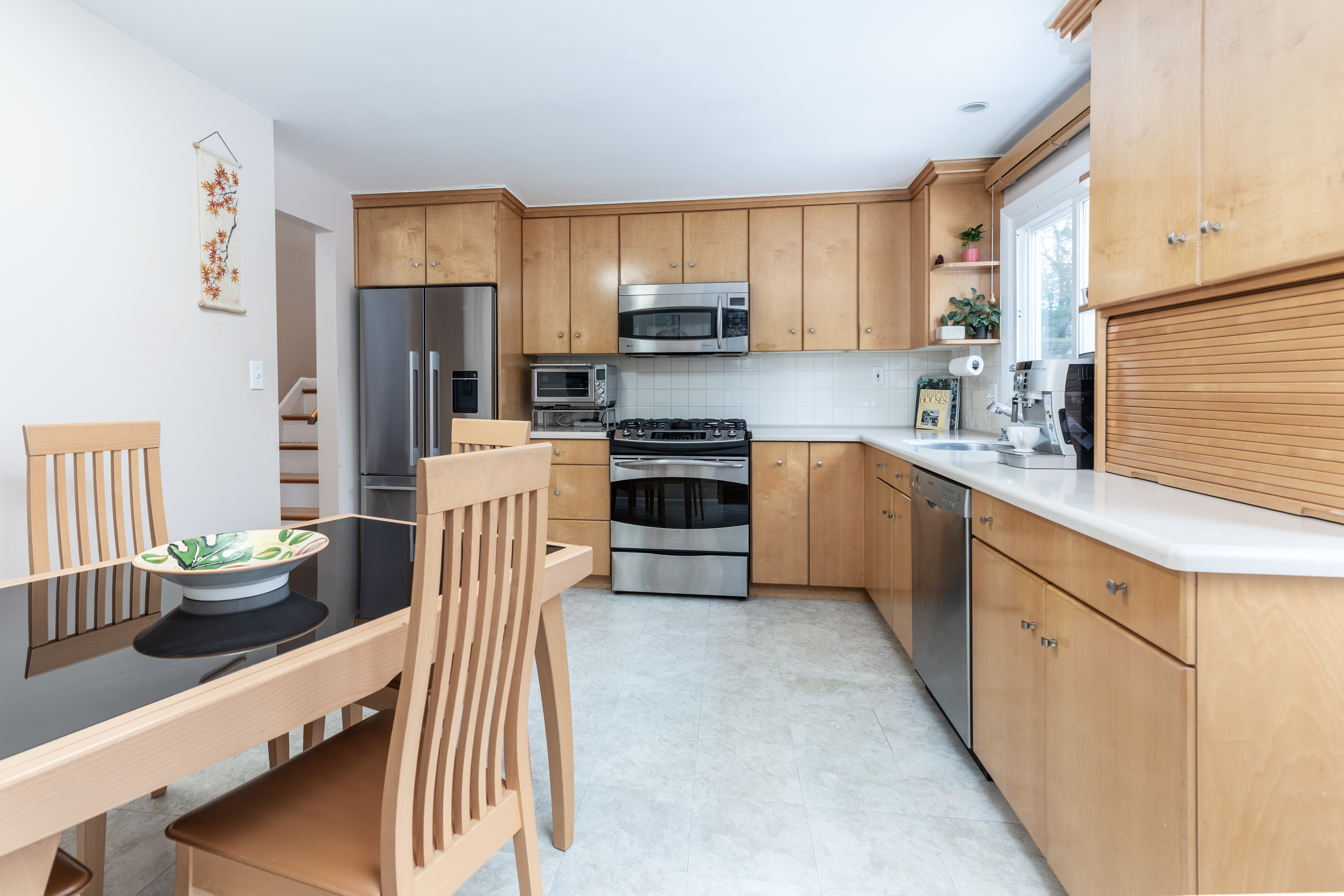 21 Spring Lane Framingham, MA 01701 - Photo 6 of 25