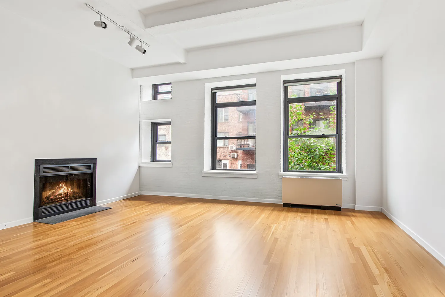 $1,995,000 | 321 West 13th Street, Unit 3A | West Village