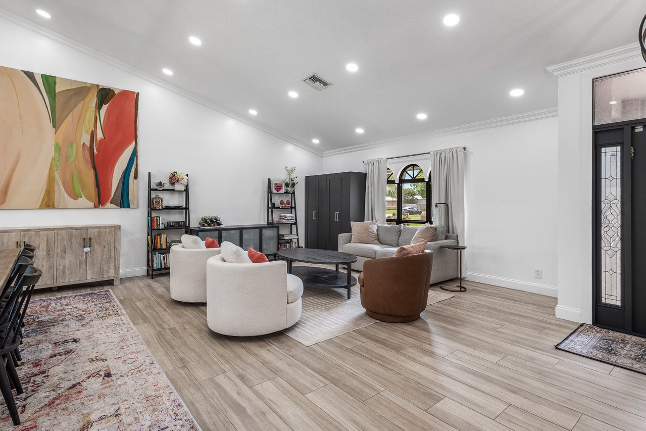 990 Northwest 8th Street Boca Raton, FL 33486 - Photo 4 of 30