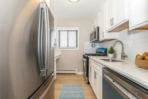 $259,900 | 6706 James Lee Street, Unit 350, Falls Church, VA 22042