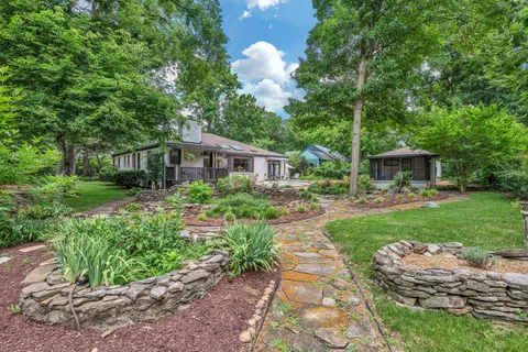 $1,500,000 | 2039 Castleman Drive, Nashville, TN 37215