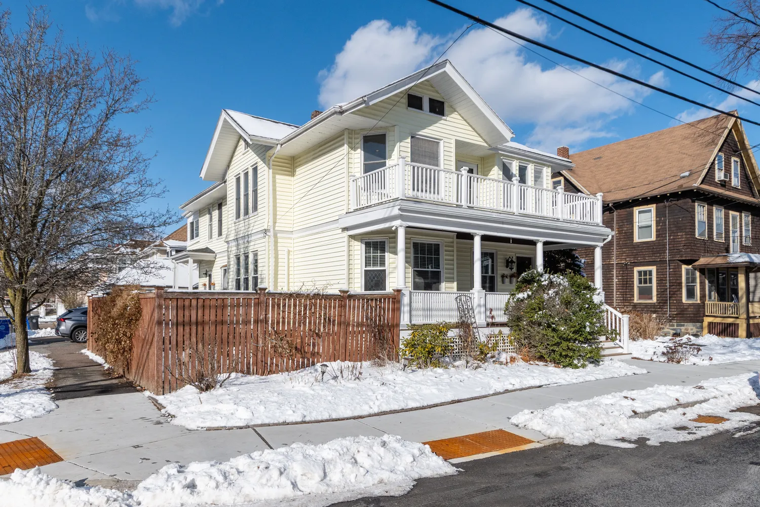$799,000 | 62 Everett Street, Unit 2, Arlington, MA 02474