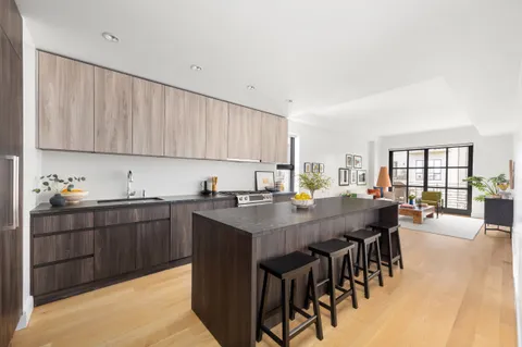 $1,870,000 | 868 Lorimer Street, Unit 3C | Greenpoint