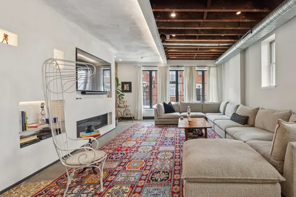 $3,750,000 | 207 South 24th Street, Philadelphia, PA 19103