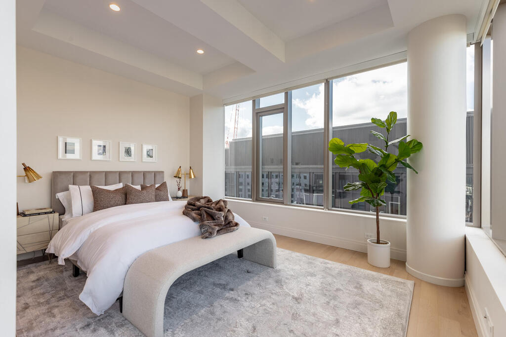 131 Seaport Boulevard, Unit PH3A Boston, MA 02210 - Photo 6 of 11