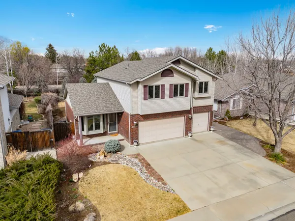 a house view with a garden space
