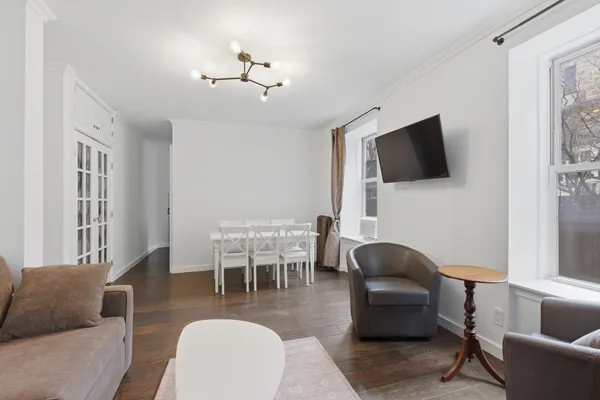 $5,000 | 25 Charles Street, Unit 1D | West Village