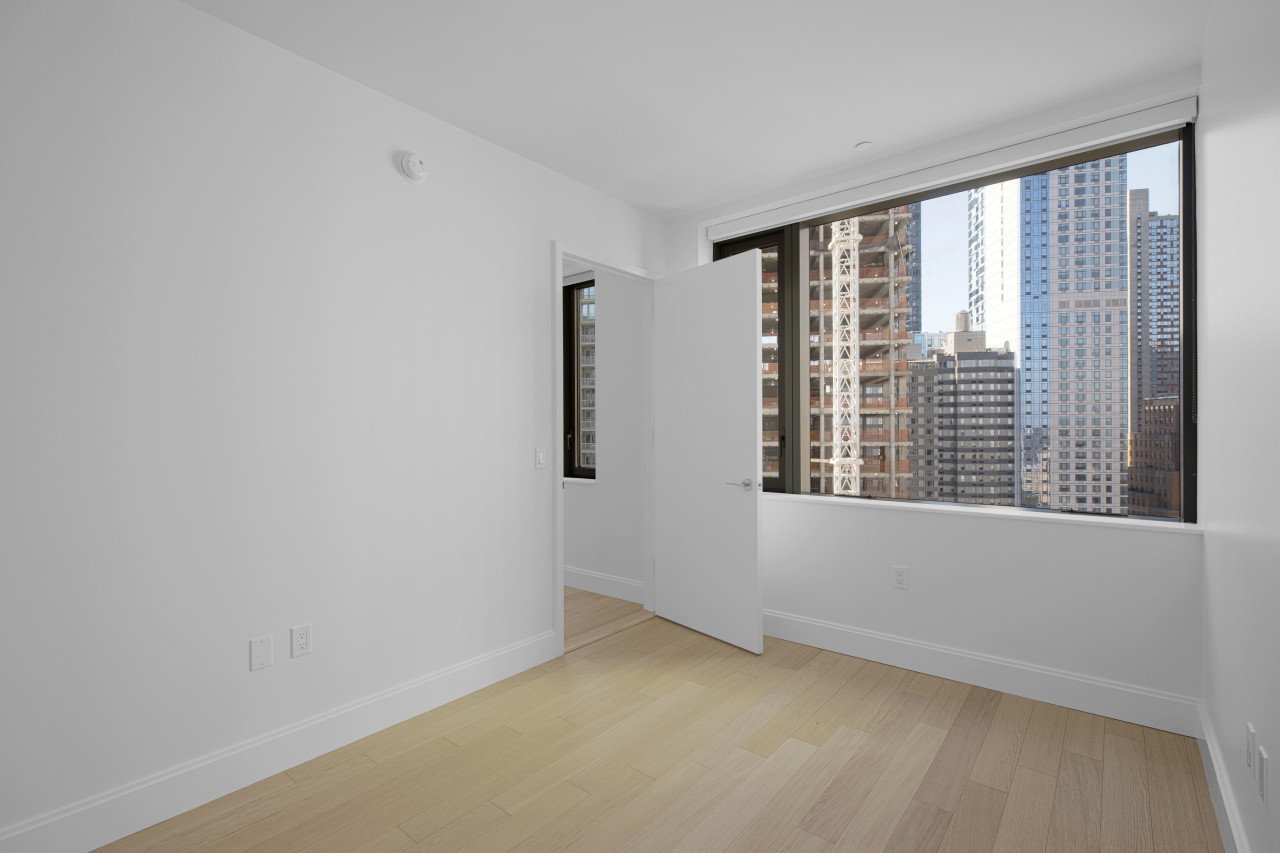 10 City Point, Unit 31B Brooklyn, NY 11201 - Photo 4 of 19