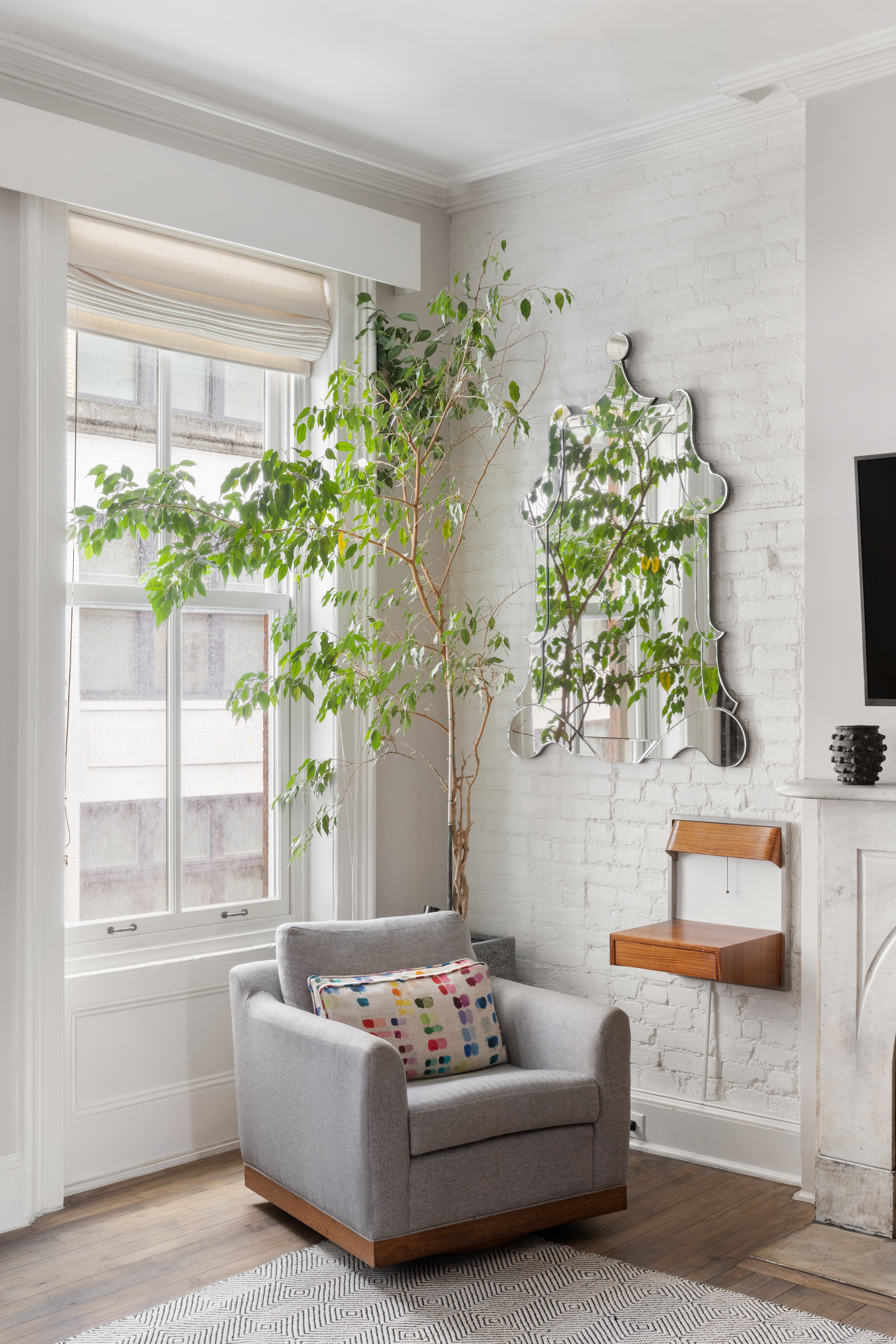 347 West 4th Street Manhattan, NY 10014 - Photo 8 of 22