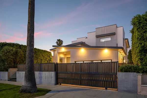 $3,350,000 | 616 North Fuller Avenue, Los Angeles, CA 90036