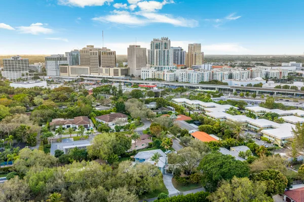 $2,250,000 | 9200 Southwest 70th Avenue, Pinecrest, FL 33156