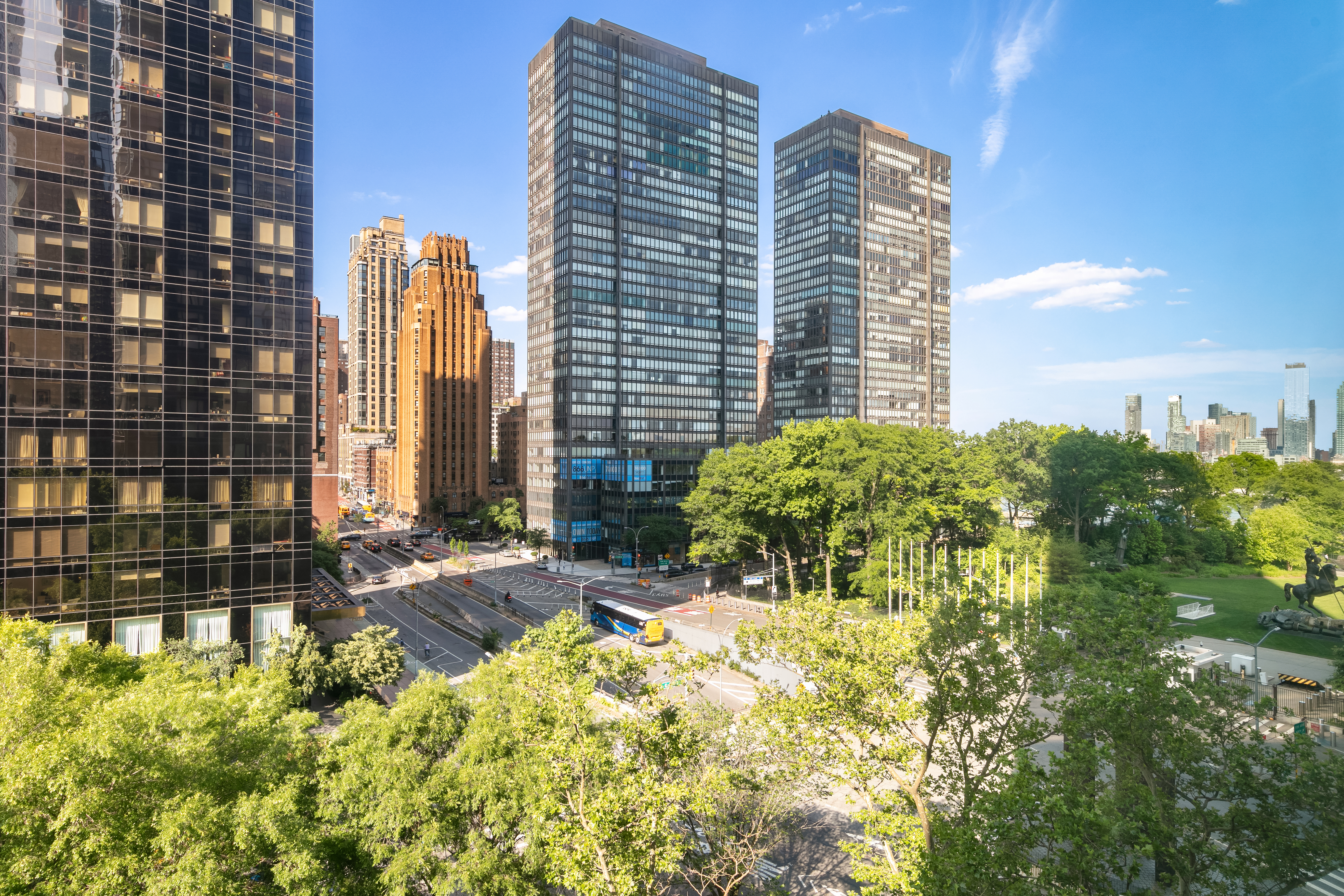 50 United Nations Plaza, Unit 6C Manhattan, NY 10017 - Photo 9 of 15 a view of a multi story building