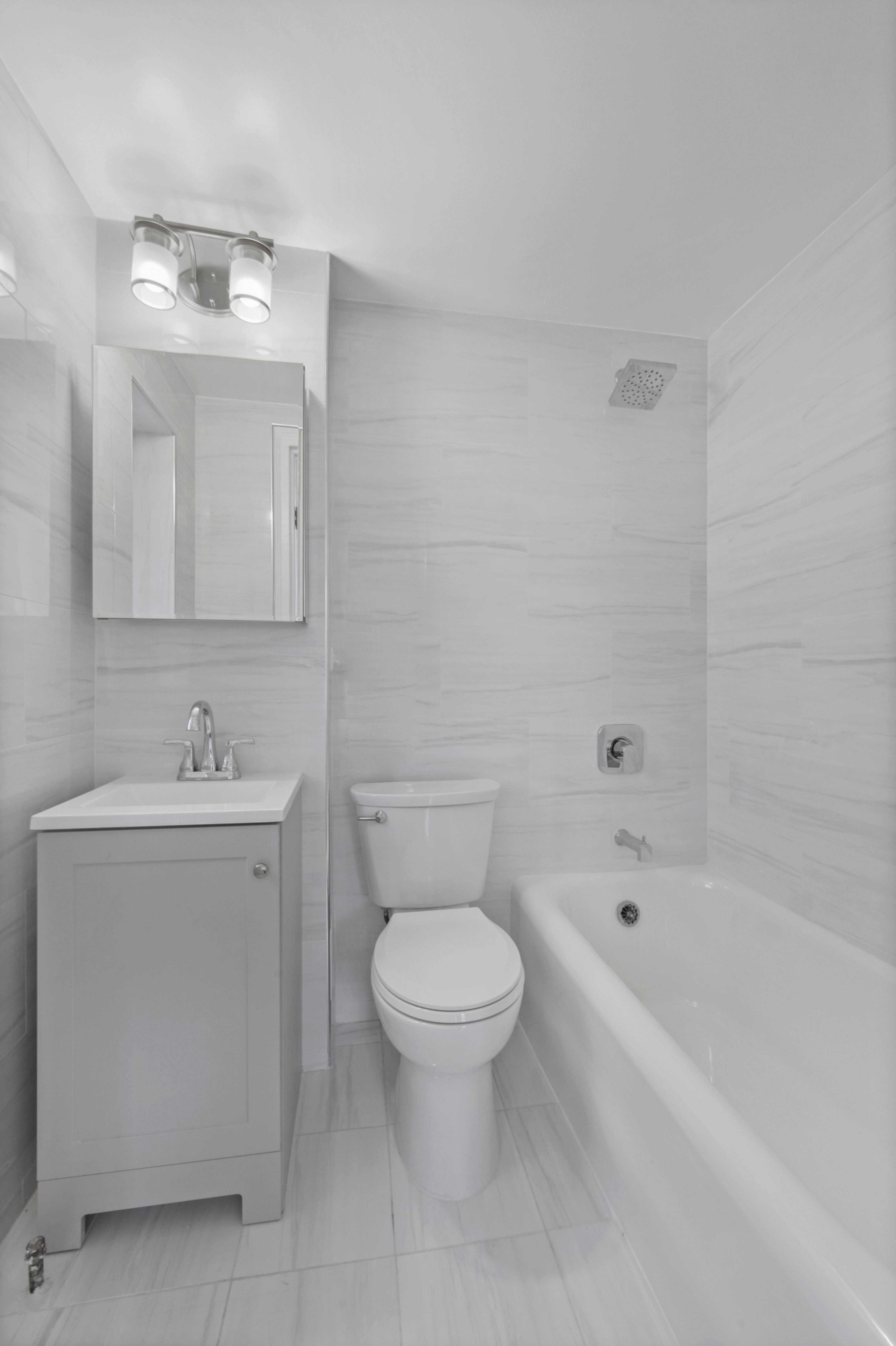 45 Tudor City Place, Unit 1710 Manhattan, NY 10017 - Photo 11 of 20