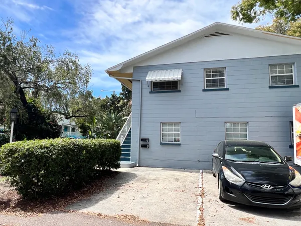 $900,000 | 1201 Highland Street North, St. Petersburg, FL 33701