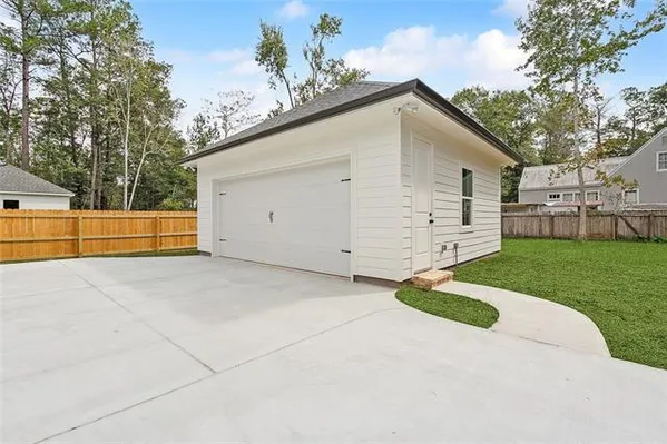 $685,000 | Address Upon Request, Covington, LA 70433