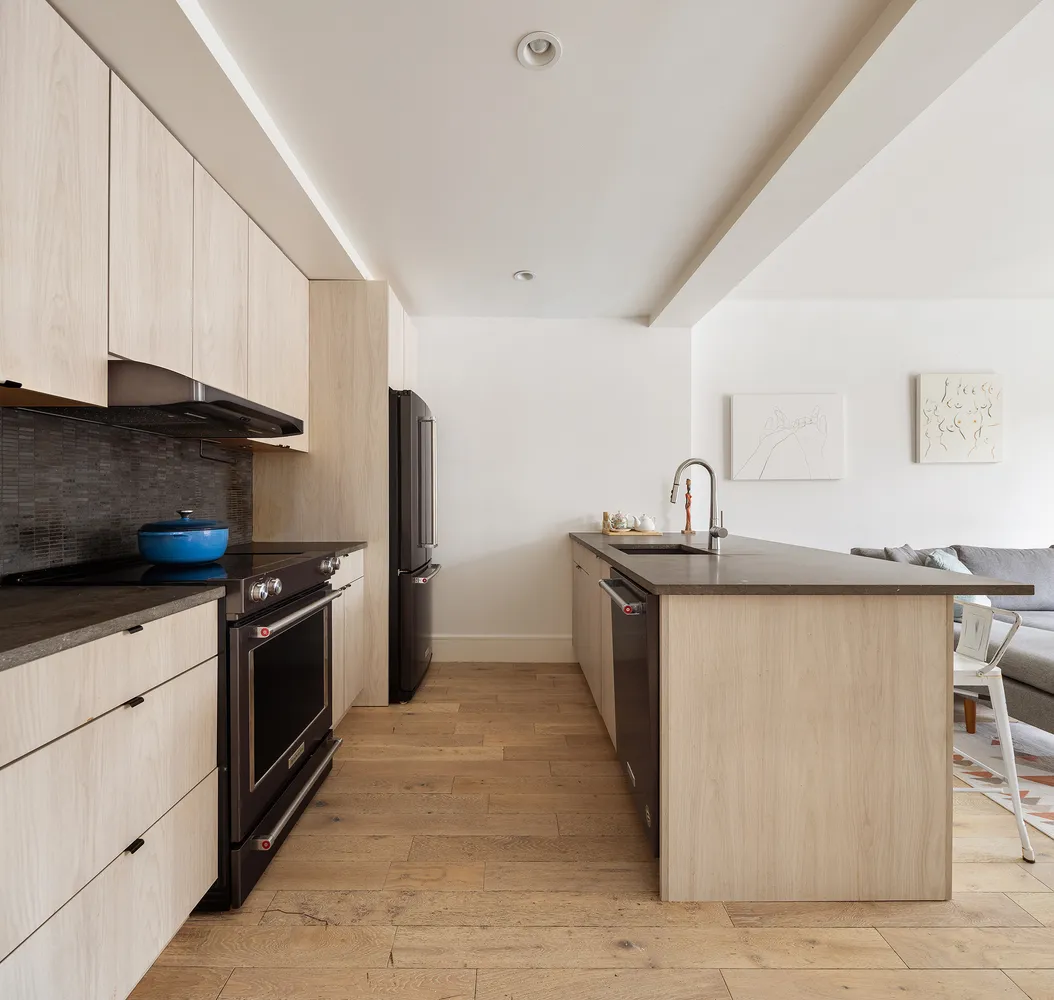 $615,000 | 15 East 19th Street, Unit 1B | Prospect Park South