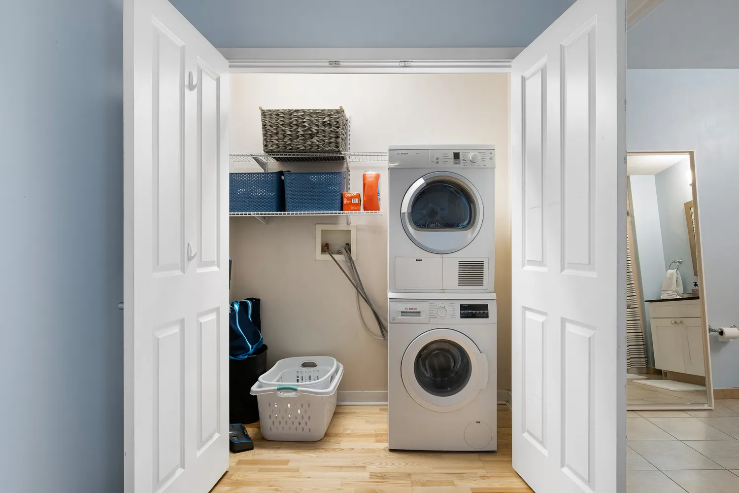 a view of a kitchen with washer and dryer